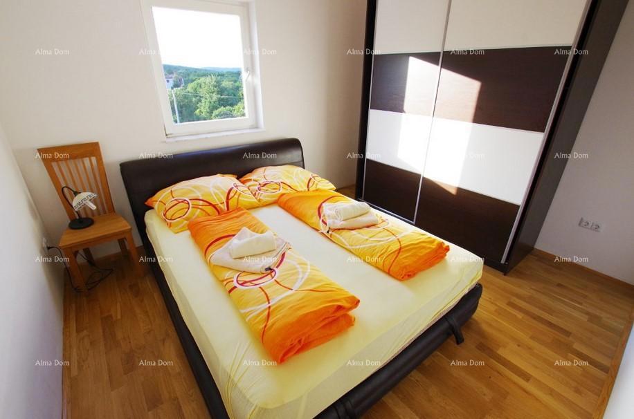 Labin, Apartmajska hiša s bazenom in pogledom na morje