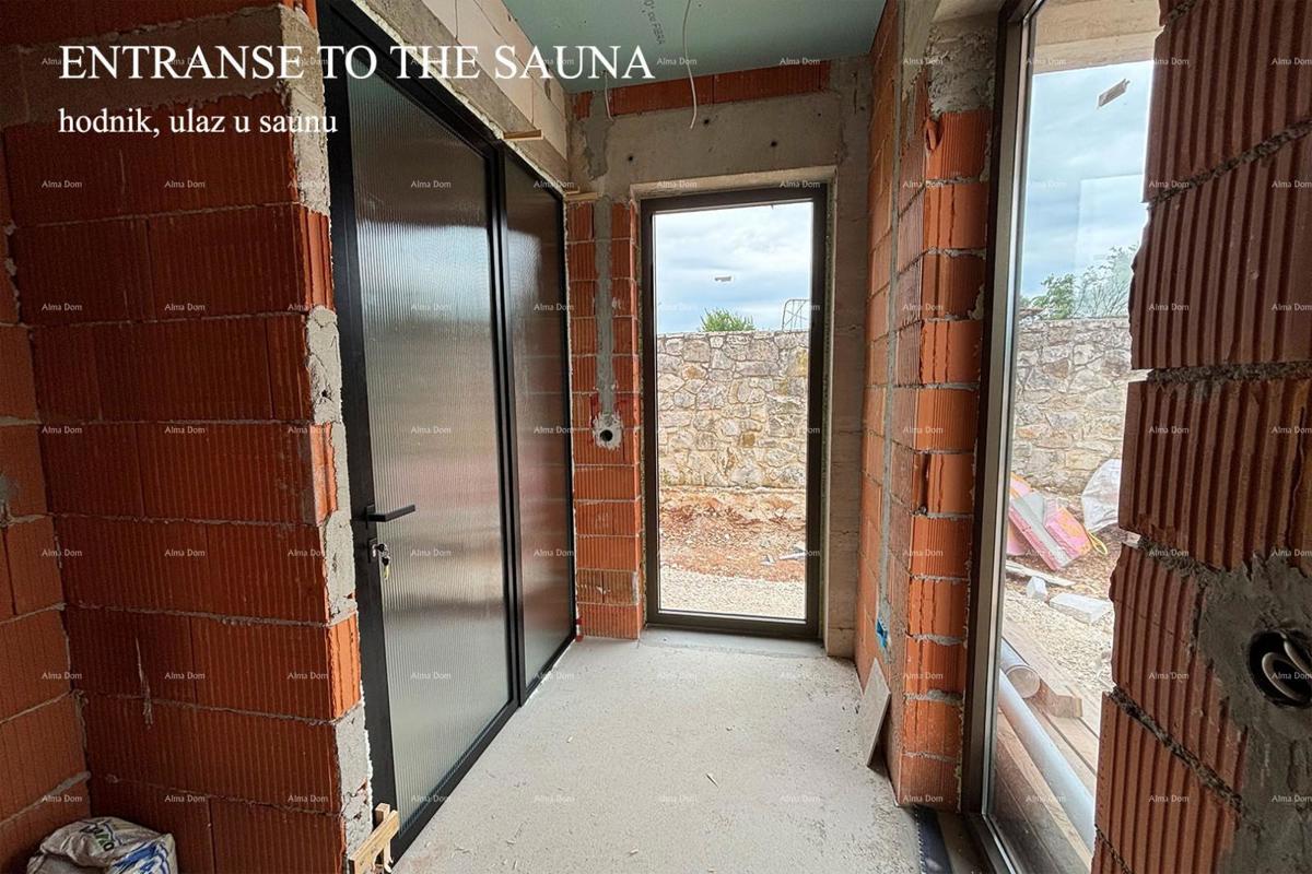 Hiša v gradnji z bazenom naprodaj - Bale, okolica