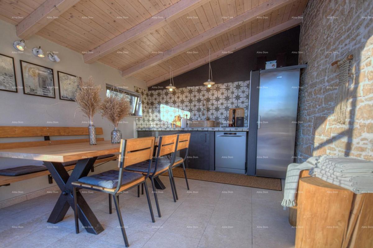 Prodamo čudovito hišo v idilični vasici, v osrčju Istre.