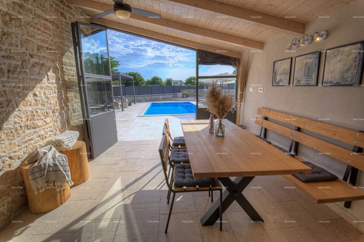 Prodamo čudovito hišo v idilični vasici, v osrčju Istre.