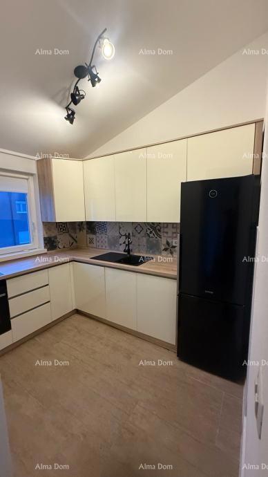 Na prodaju: Popolnoma opremljeno stanovanje v mirni soseski Žbandaj – Poreč