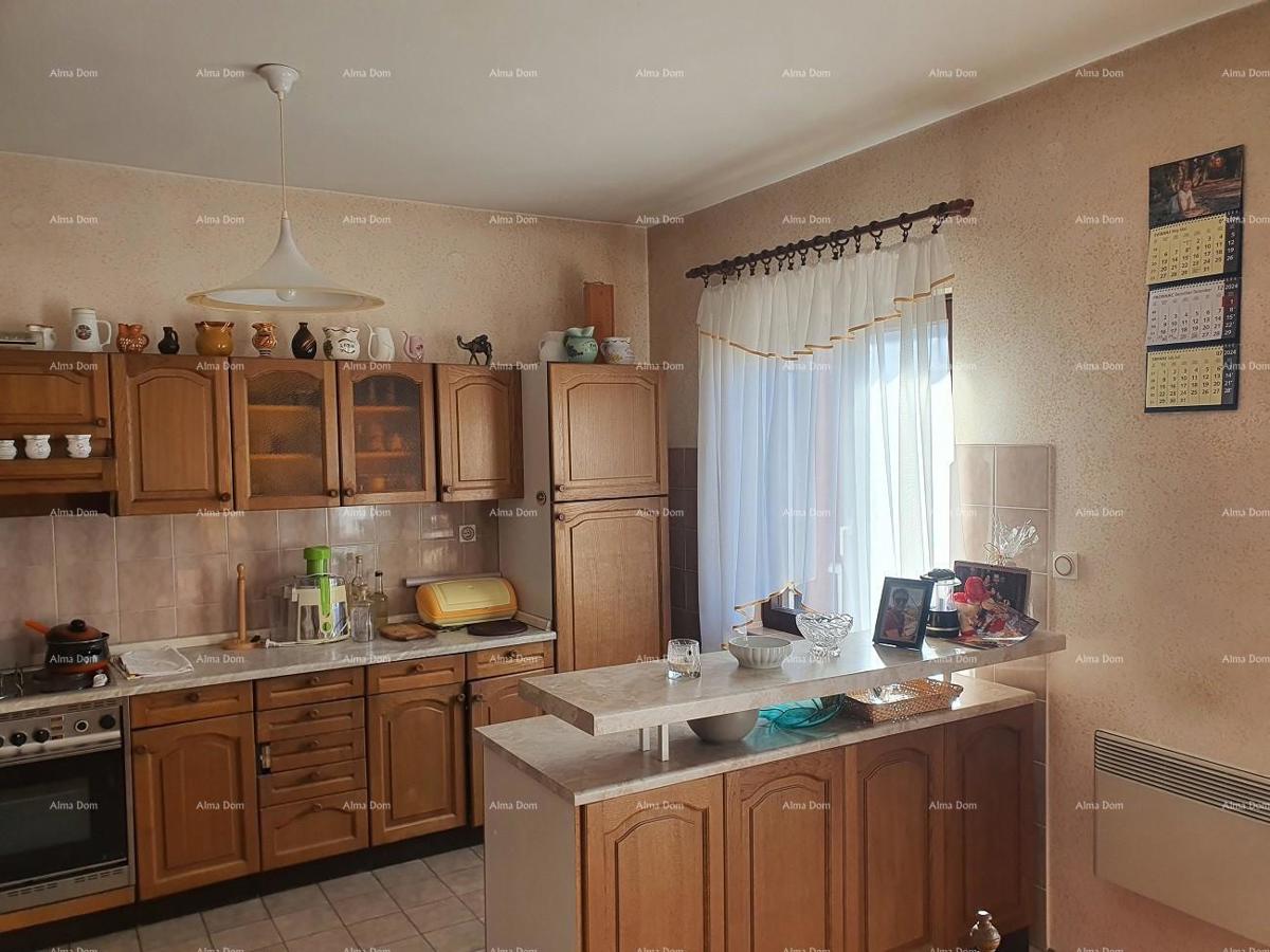 Labin 3-nadstropna hiša s 3 stanovanji po realni ceni.