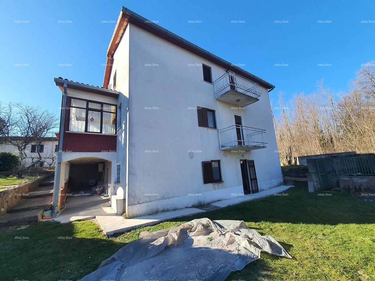 Labin 3-nadstropna hiša s 3 stanovanji po realni ceni.