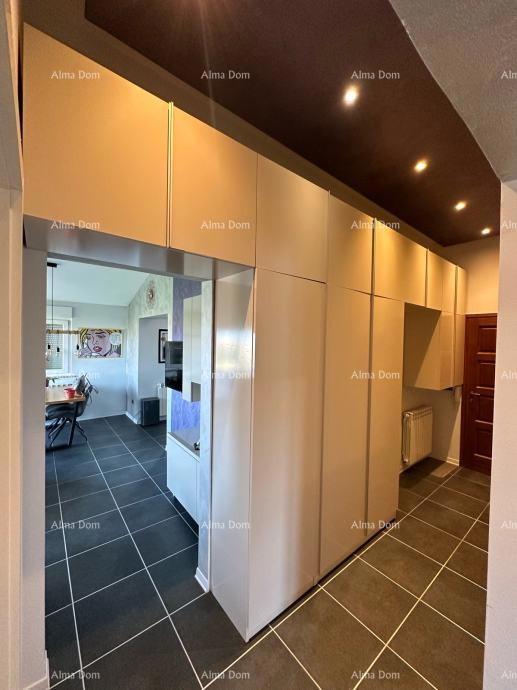 Prodaja dvosobnega stanovanja v Umagu