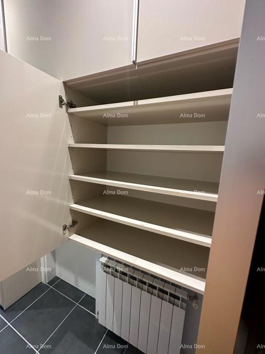 Prodaja dvosobnega stanovanja v Umagu