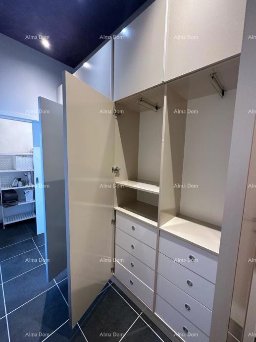 Prodaja dvosobnega stanovanja v Umagu