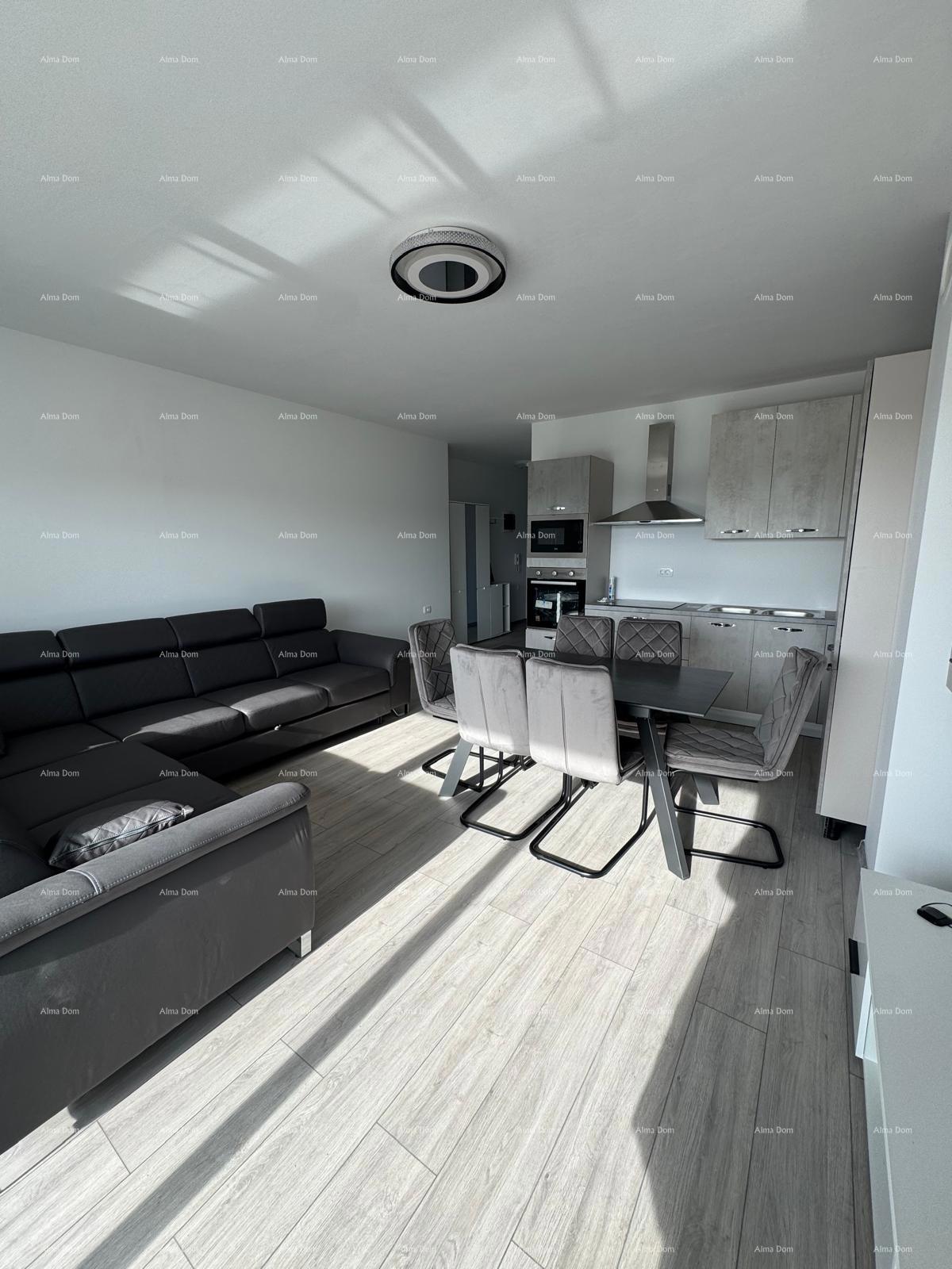 Medulin, prodaja stanovanja v drugem nadstropju.