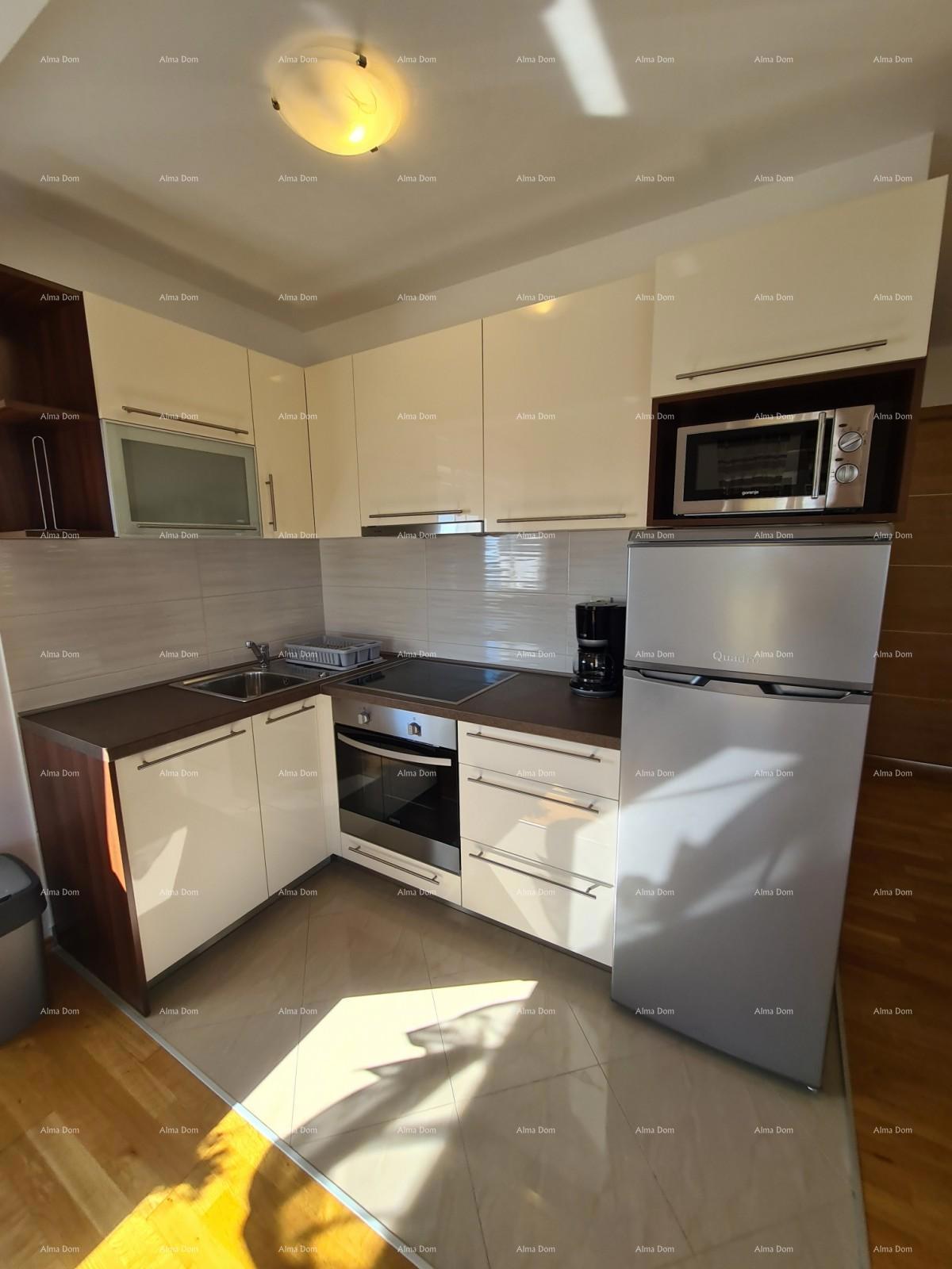 Medulin! Hiša s 6 ločenimi stanovanjskimi enotami!