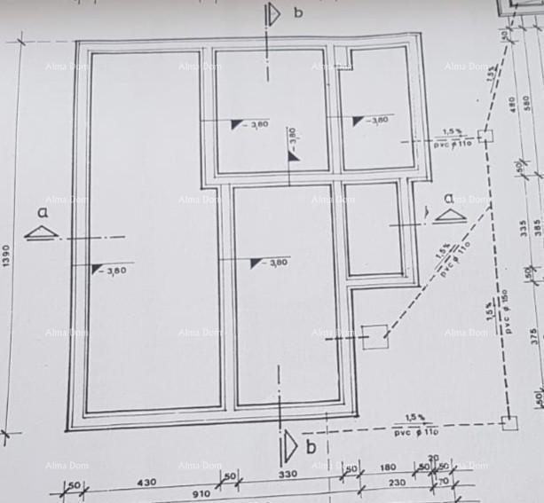 Umag. Lepa hiša s šestimi apartmaji.