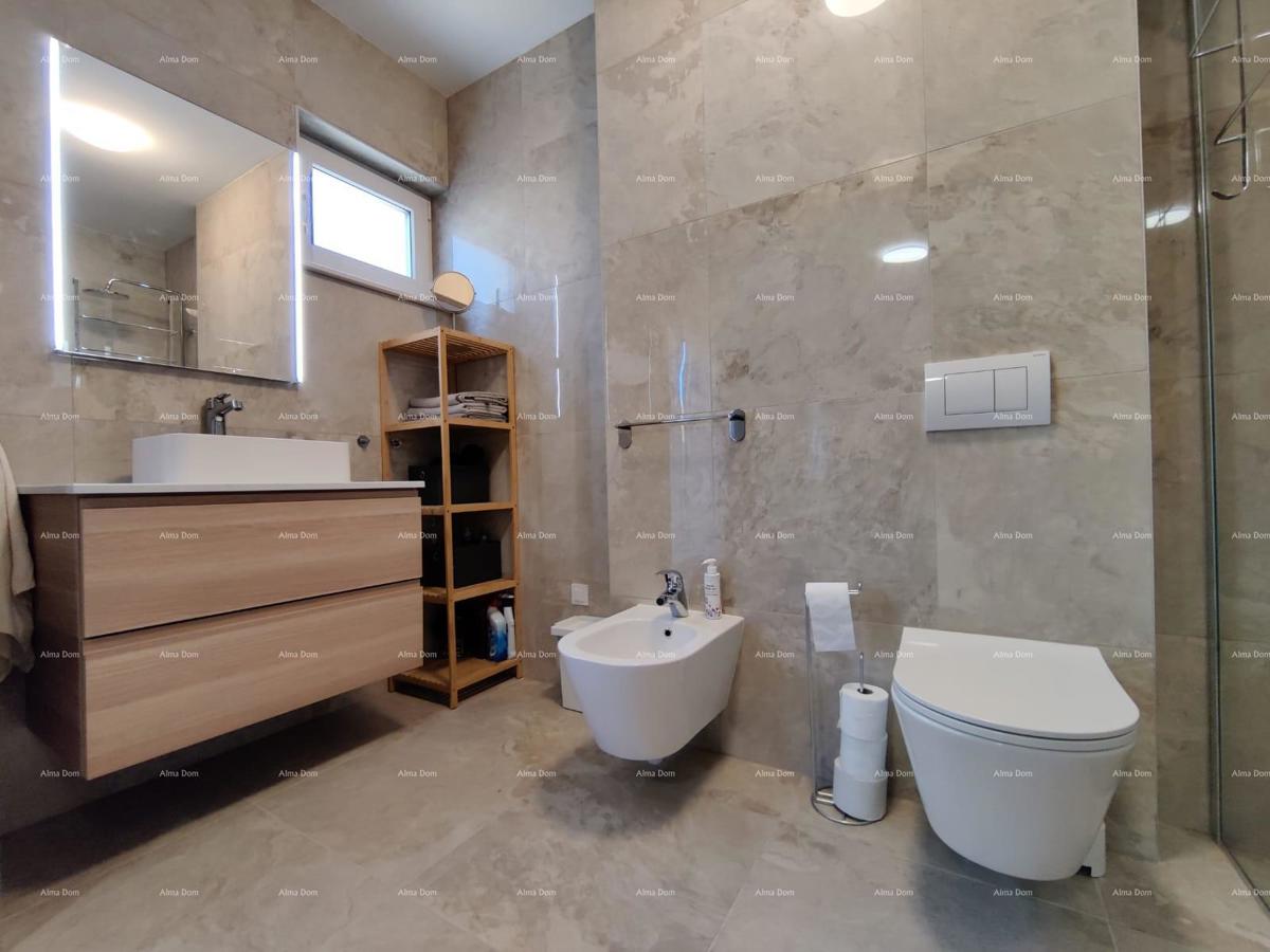 Prodaja - novoizgrajena hiša blizu morja, Banjole!