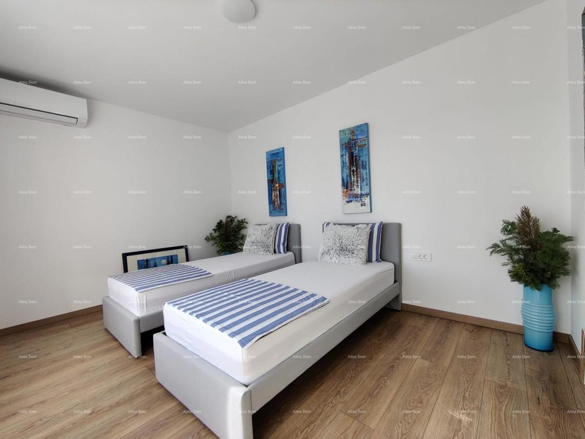 Prodaja - novoizgrajena hiša blizu morja, Banjole!