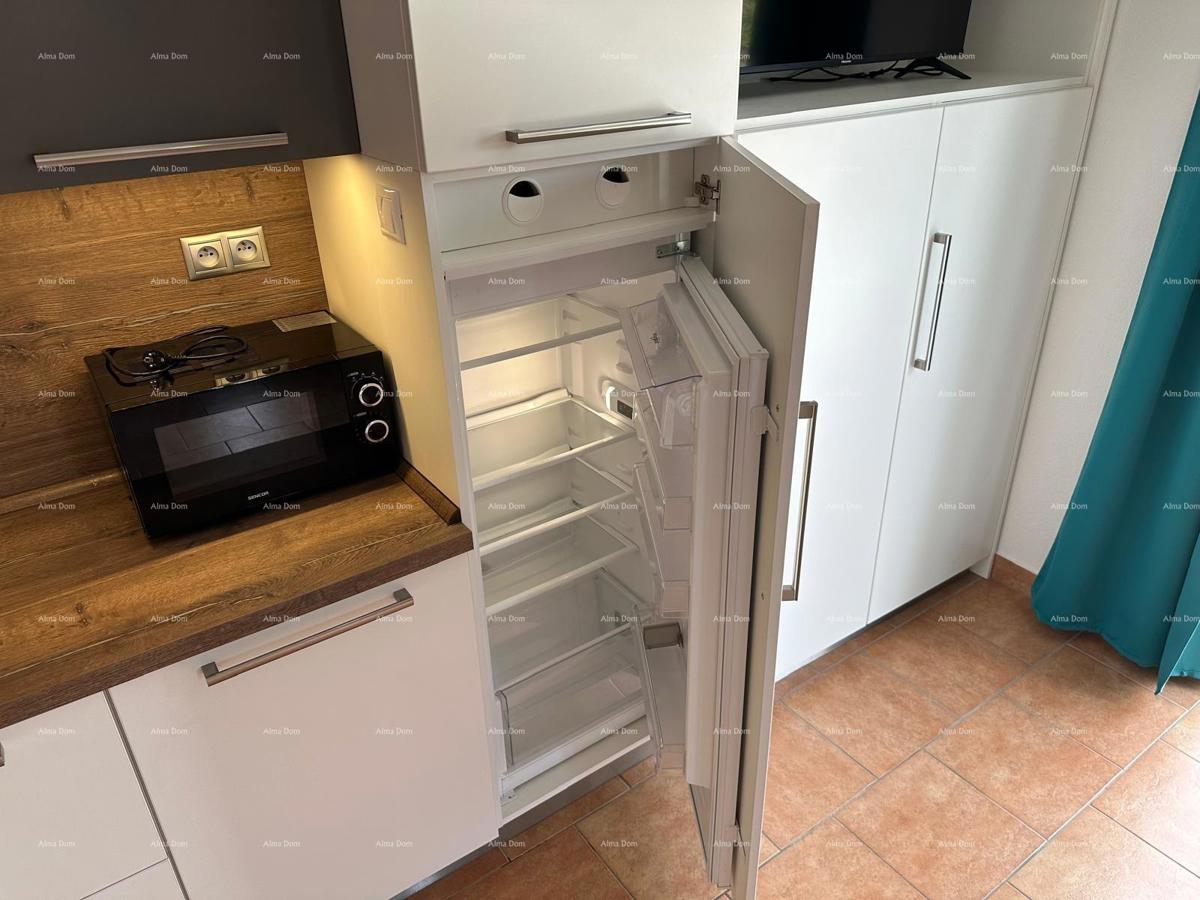 DUGA UVALA, stan, 40 m² + TERASE!