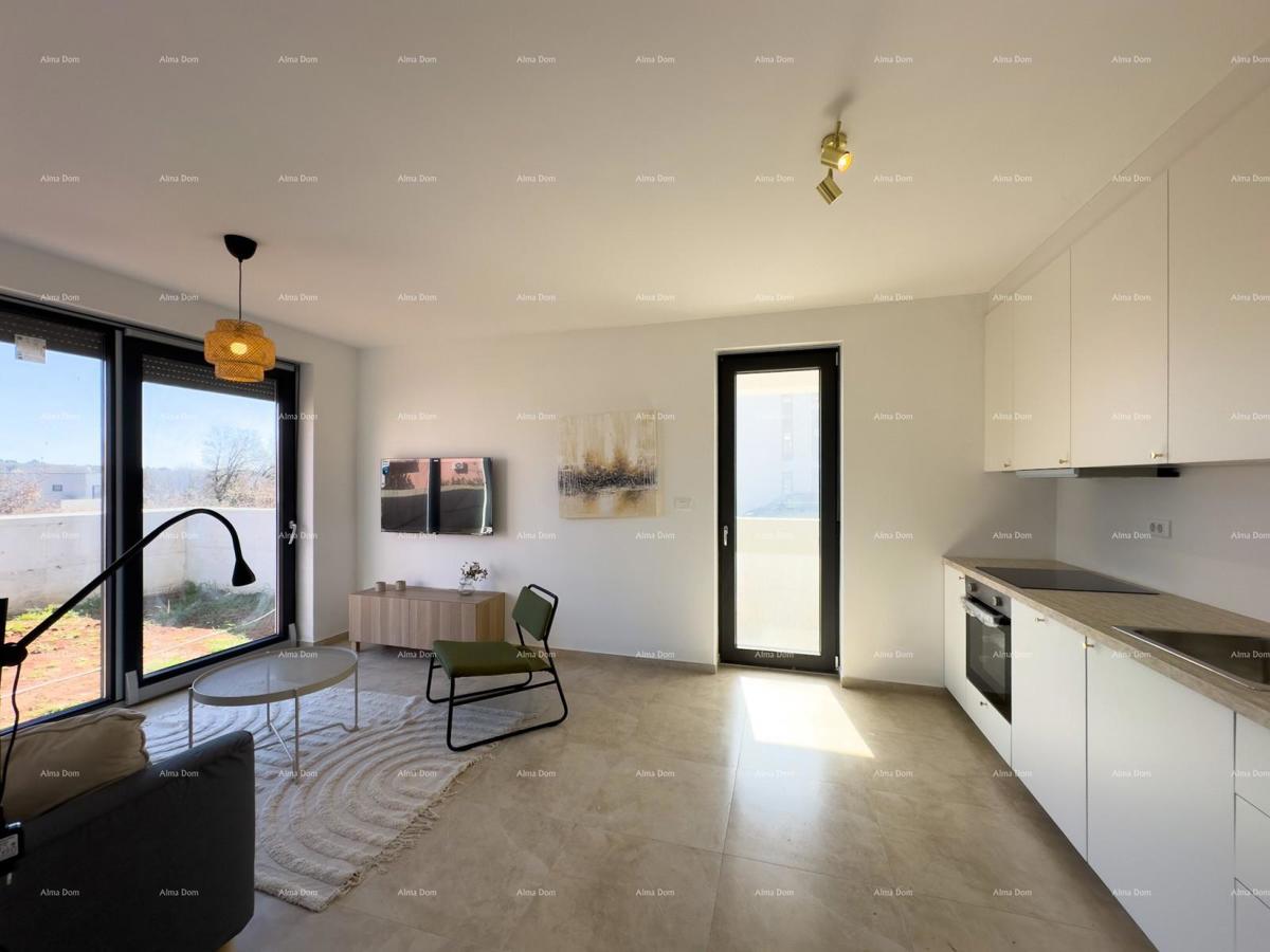 Mukalba. Medulin. Stanovanje v novogradnji z lastnim bazenom