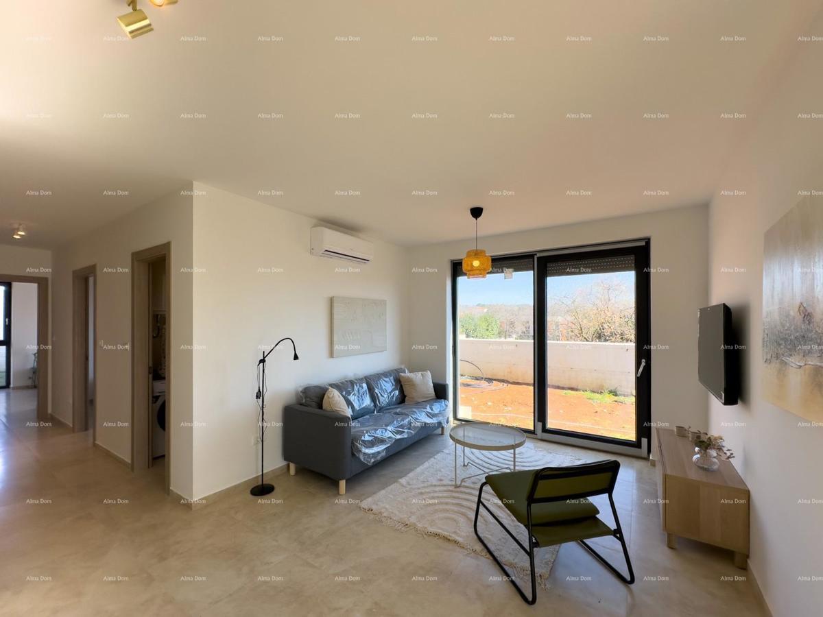 Mukalba. Medulin. Stanovanje v novogradnji z lastnim bazenom