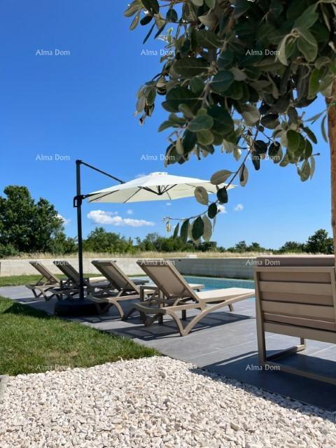 Moderna vila z bazenom v Vodnjanu