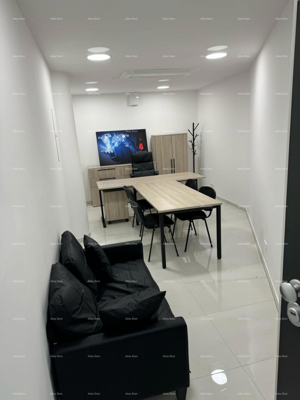 Prodajemo poslovni prostor v centru Pule.