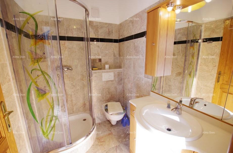 Labin, Apartmajska hiša s bazenom in pogledom na morje