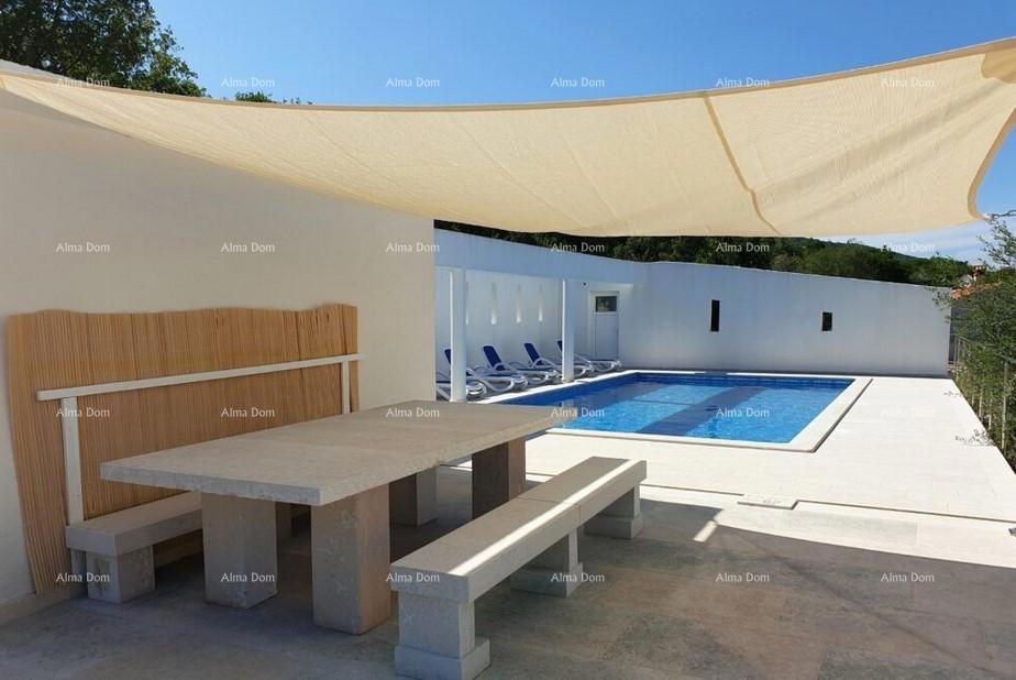 Labin, Apartmajska hiša s bazenom in pogledom na morje