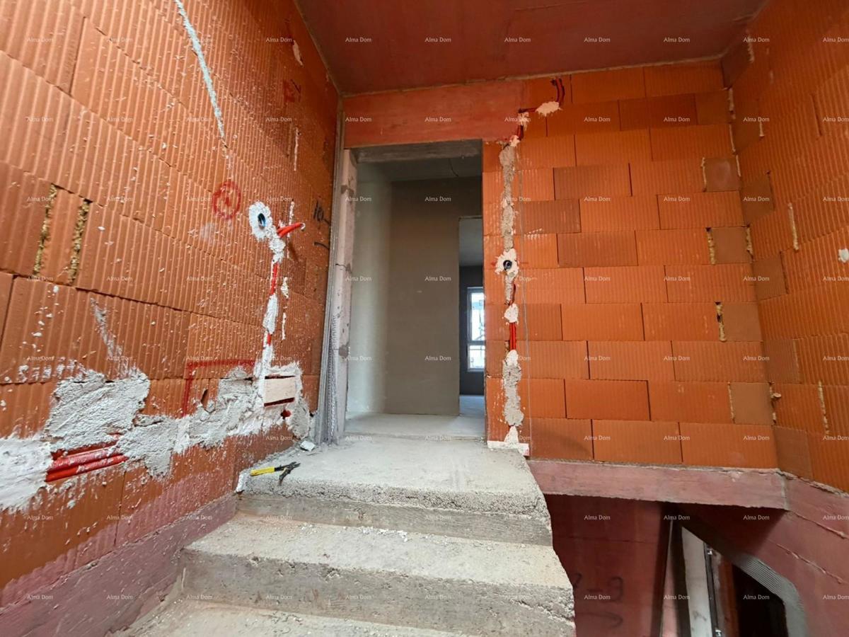 Penthouse, stan s garažom i PM, v novem stanovanjskem kompleksu, Valdebek, Pula! Zg6 S4