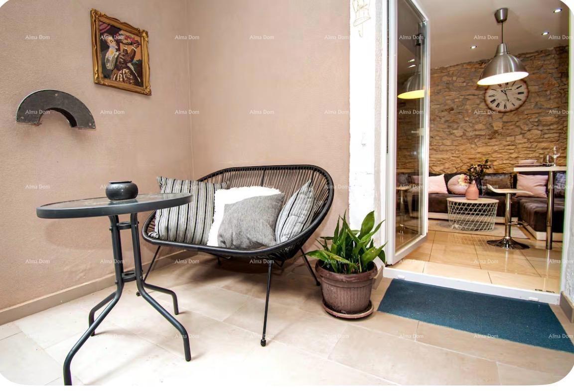 Pula – Prijeten stan v pritličju s teraso, 35 m2