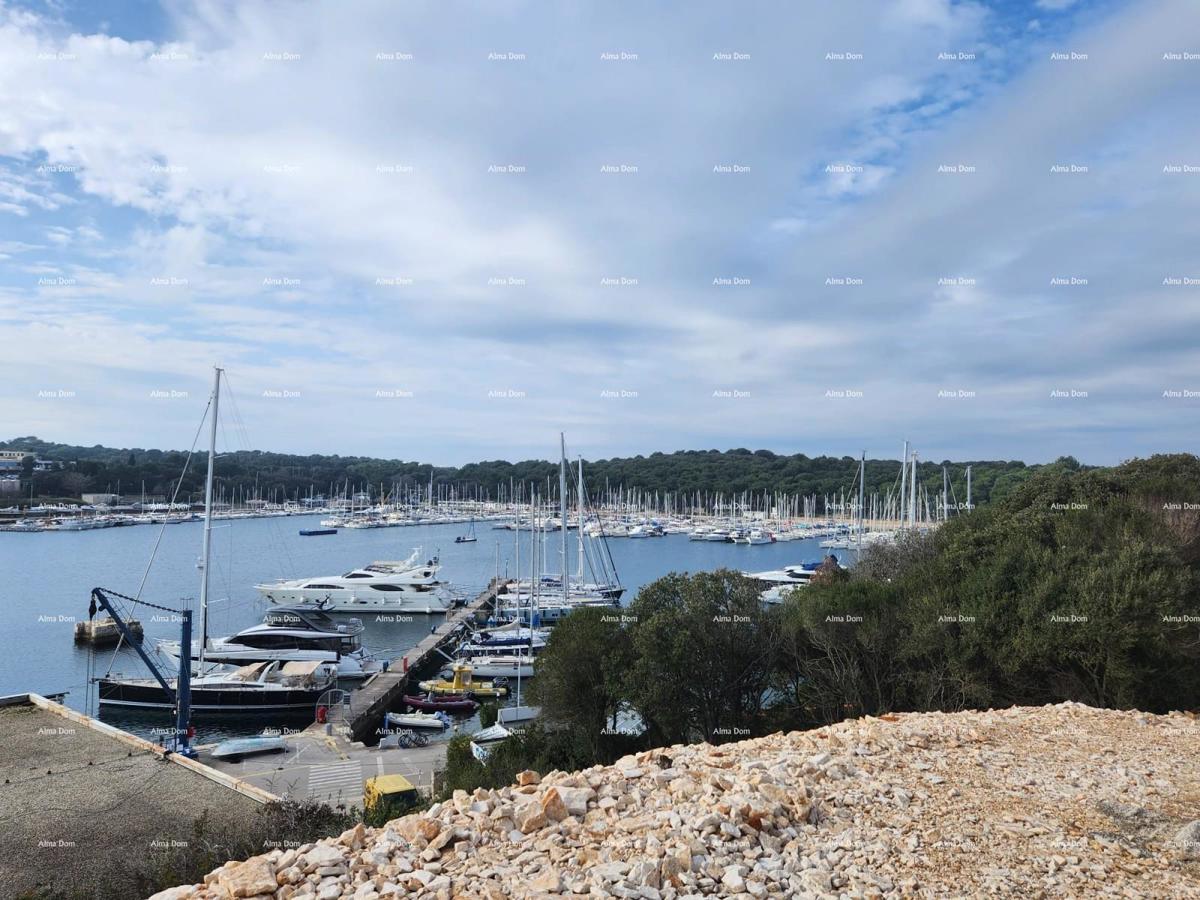 Prodaja modernih stanov v ekskluzivni stavbi s pogledom na Marinu, Pula!