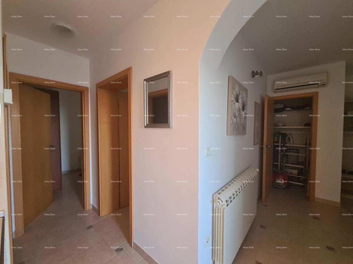 Prodaja šarmantnega stanovanja v pritličju, 60 m², Duga Uvala