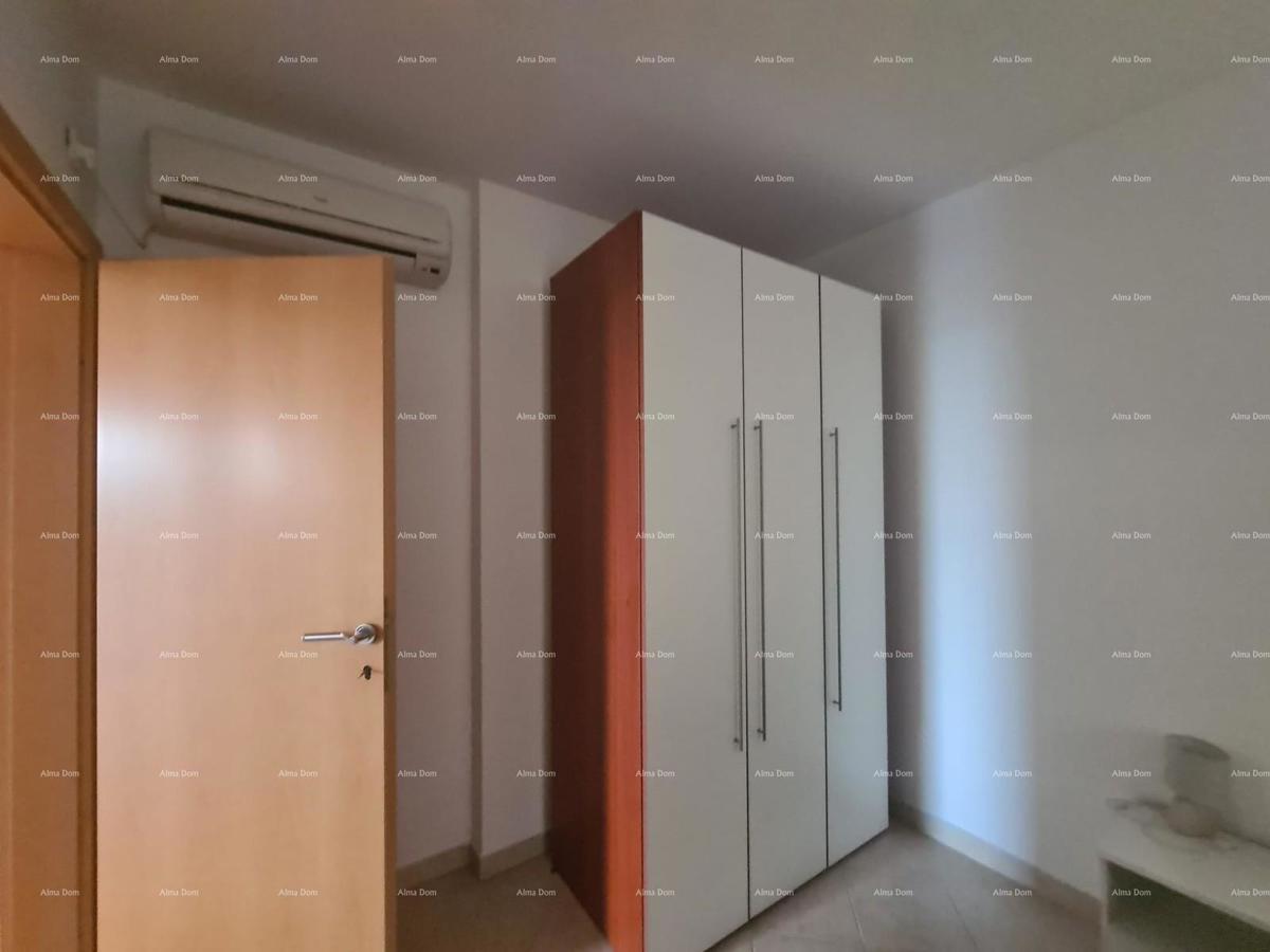 Prodaja šarmantnega stanovanja v pritličju, 60 m², Duga Uvala