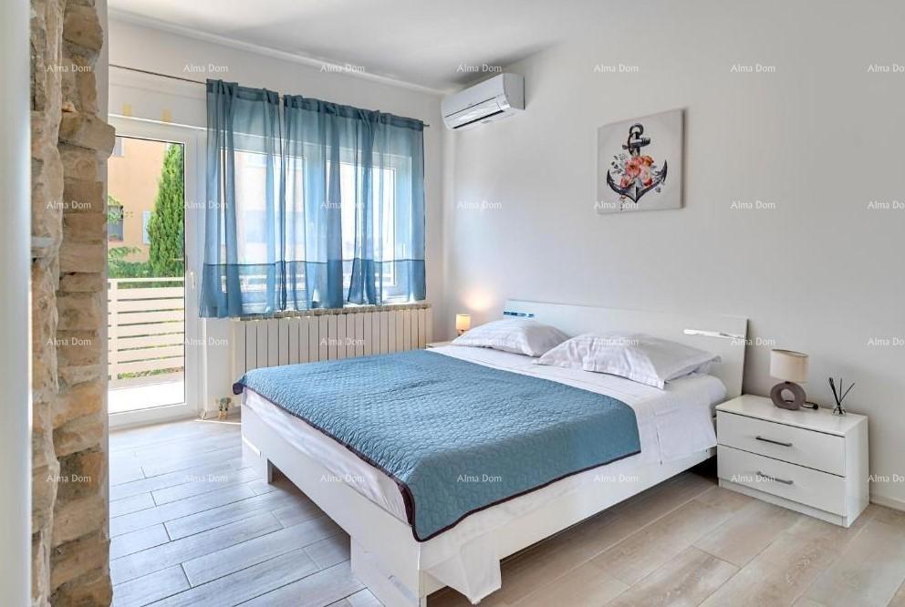 Prodaja kuće s bazenom i pogledom na more – Ližnjan