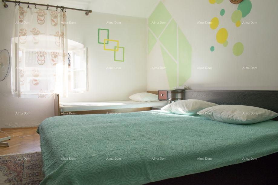 Poreč, Na prodaju stan s 3 spavaće sobe