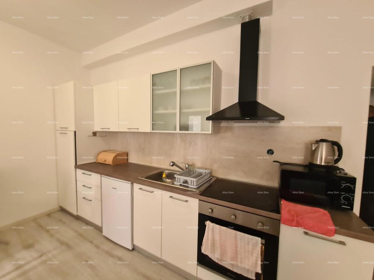 Prodaja nekretnine s dvema apartmaji – Pula