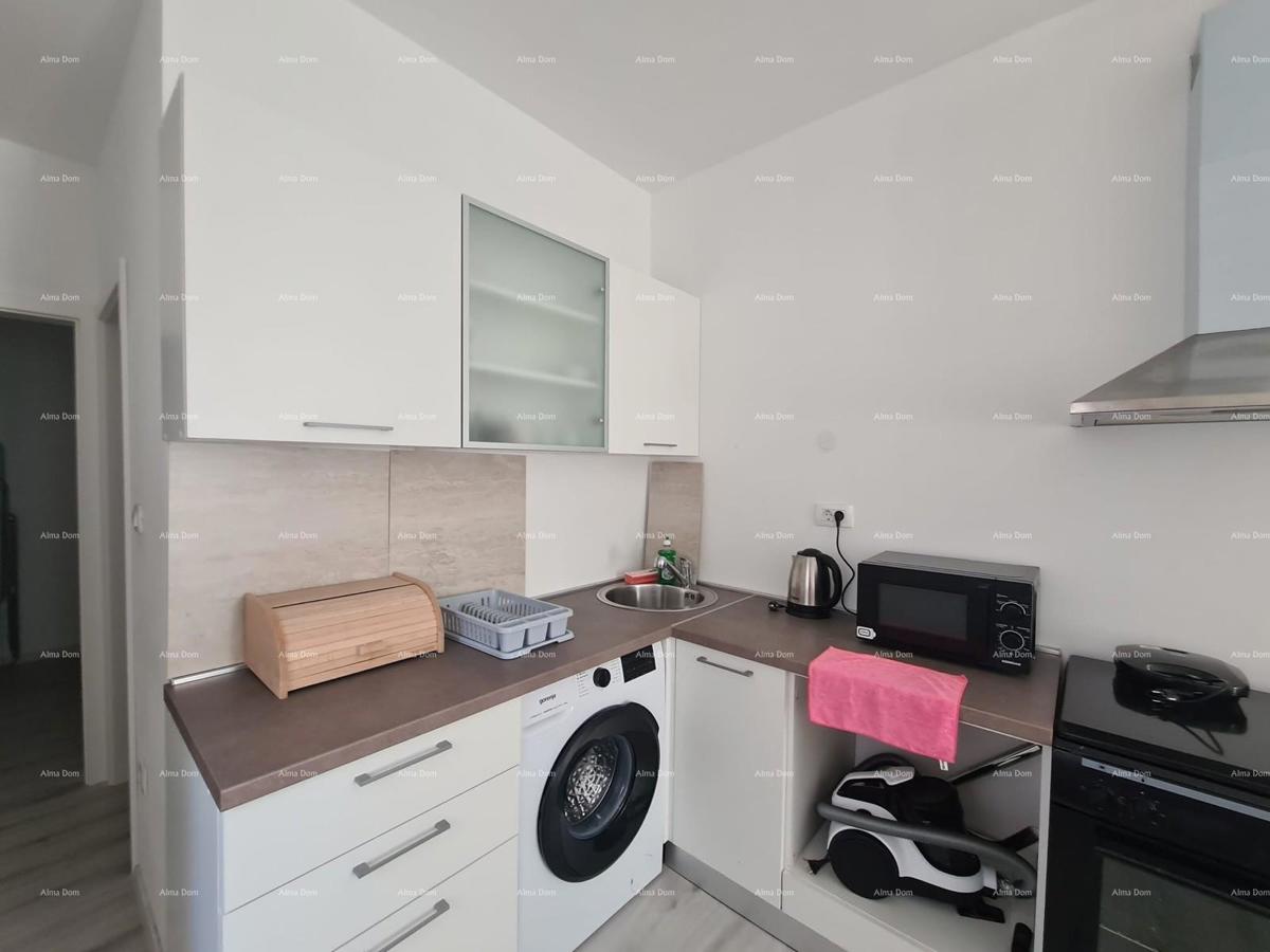 Prodaja nekretnine s dvema apartmaji – Pula