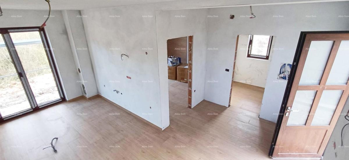 Prodaja moderne hiše s bazenom v mirnem in lepem istrskem kraju,  Svetvinčenat!