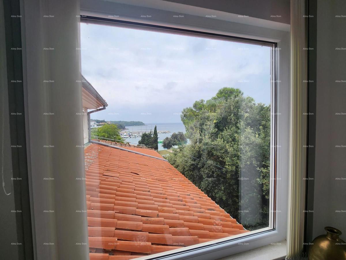 Peščena uvala, prva vrsta do morja. Apartma s pogledom na morje.