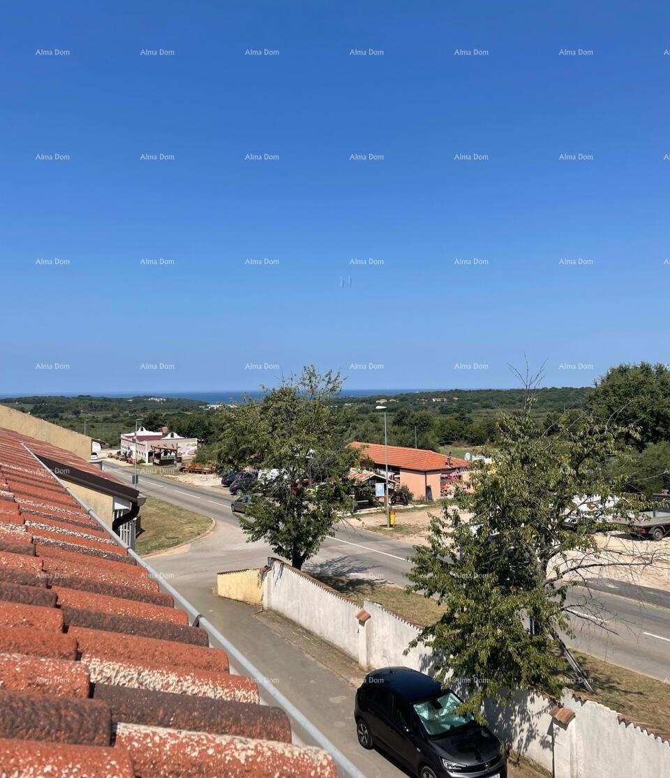 Prodamo 2-sobno stanovanje, VABRIGA, 68 m2, z bazenom