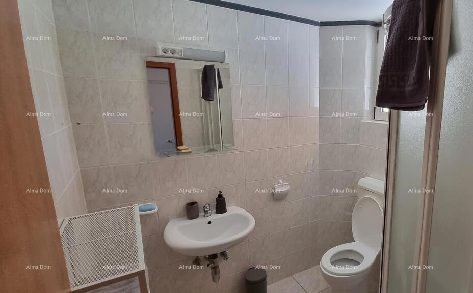 Stanovanje Kaštel