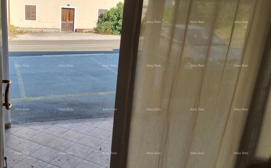 Stanovanje Kaštel