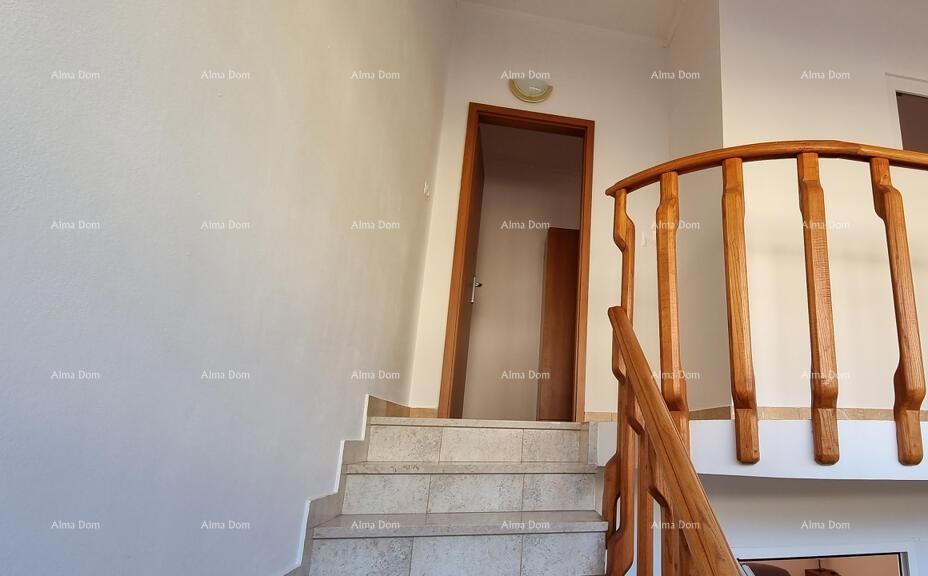 Stanovanje Kaštel