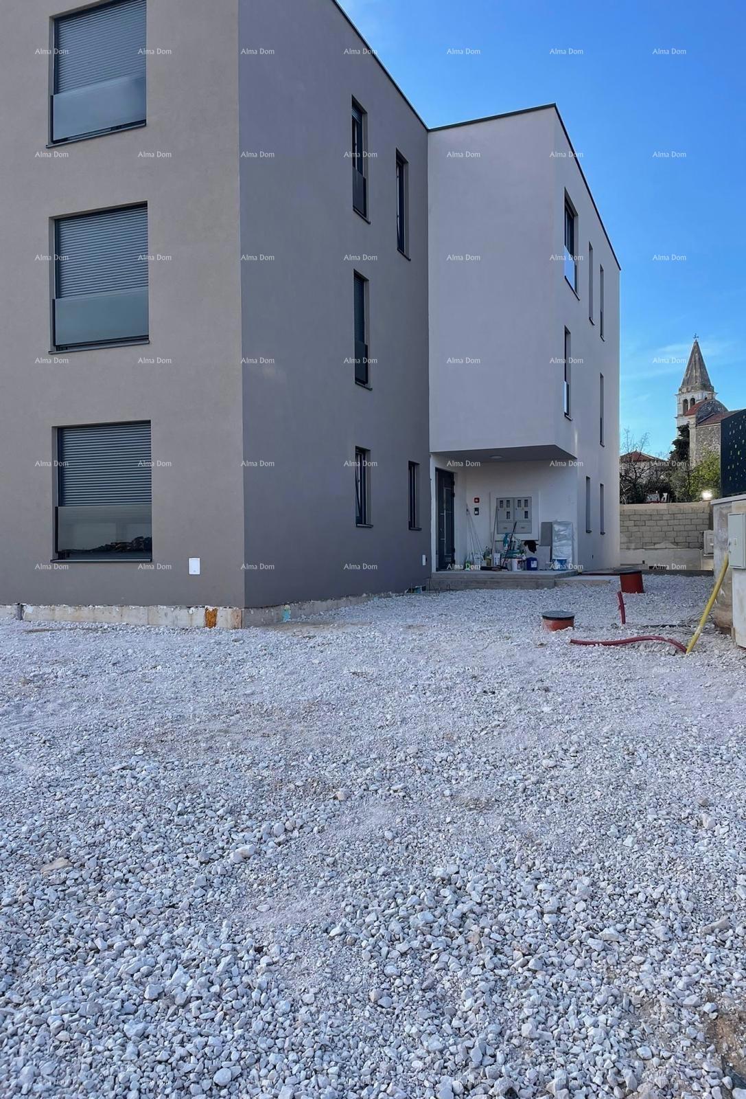 Luksuzni dvokatni stan s pogledom na more, Tar, Poreč!