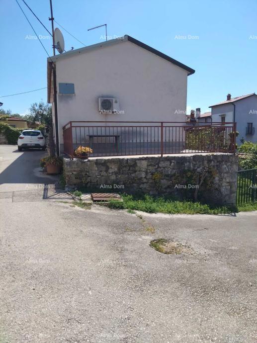 Brtonigla, Samostojna hiša z vrtom - za prenovo