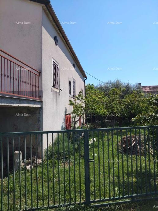 Brtonigla, Samostojna hiša z vrtom - za prenovo