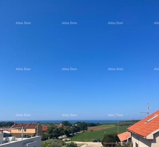 Novo v ponudbi! Odličen stan z veliko teraso in pogledom na morje, Novigrad!