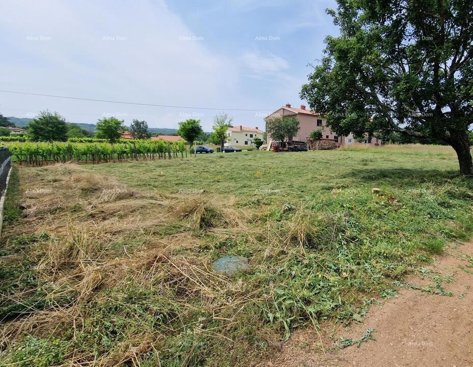 Gradbeno zemljišče, 801 m2, s pravnomočnim gradbenim dovoljenjem, Kršan