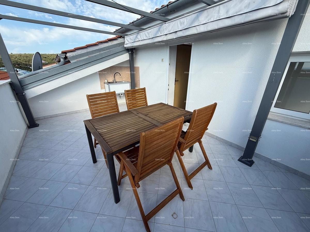 DUGA UVALA, stan, 40 m² + TERASE!