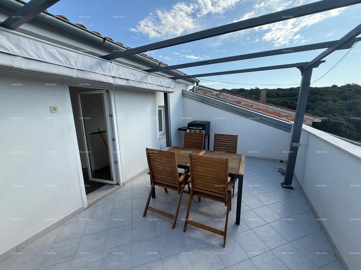 DUGA UVALA, stan, 40 m² + TERASE!