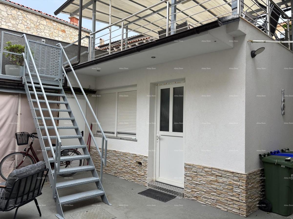 Prodamo hišo v Medulinu!