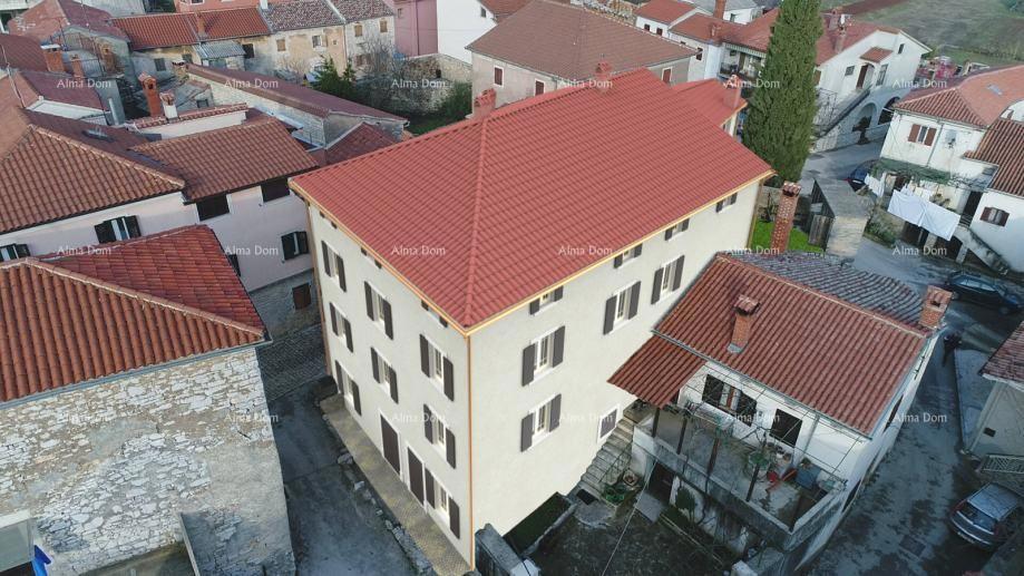 NA PRODAJ KUĆA ZA NALOŽENJE – CENTAR ŽMINJA – 546 m²
