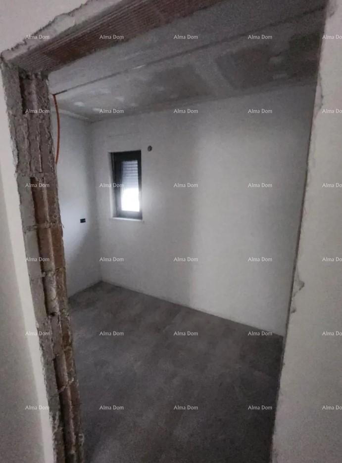 Prodamo hišo, okolica Raš