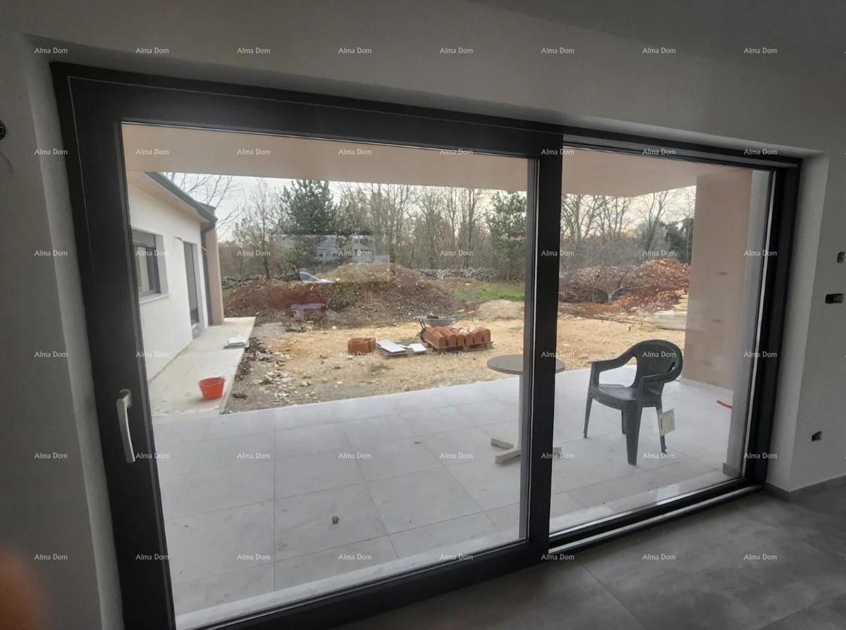 Prodamo hišo, okolica Raš