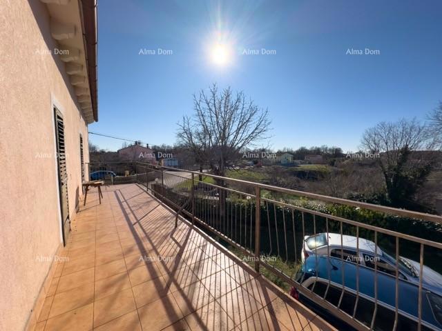 Prodajamo veliko samostojno hišo z velikim dvoriščem!