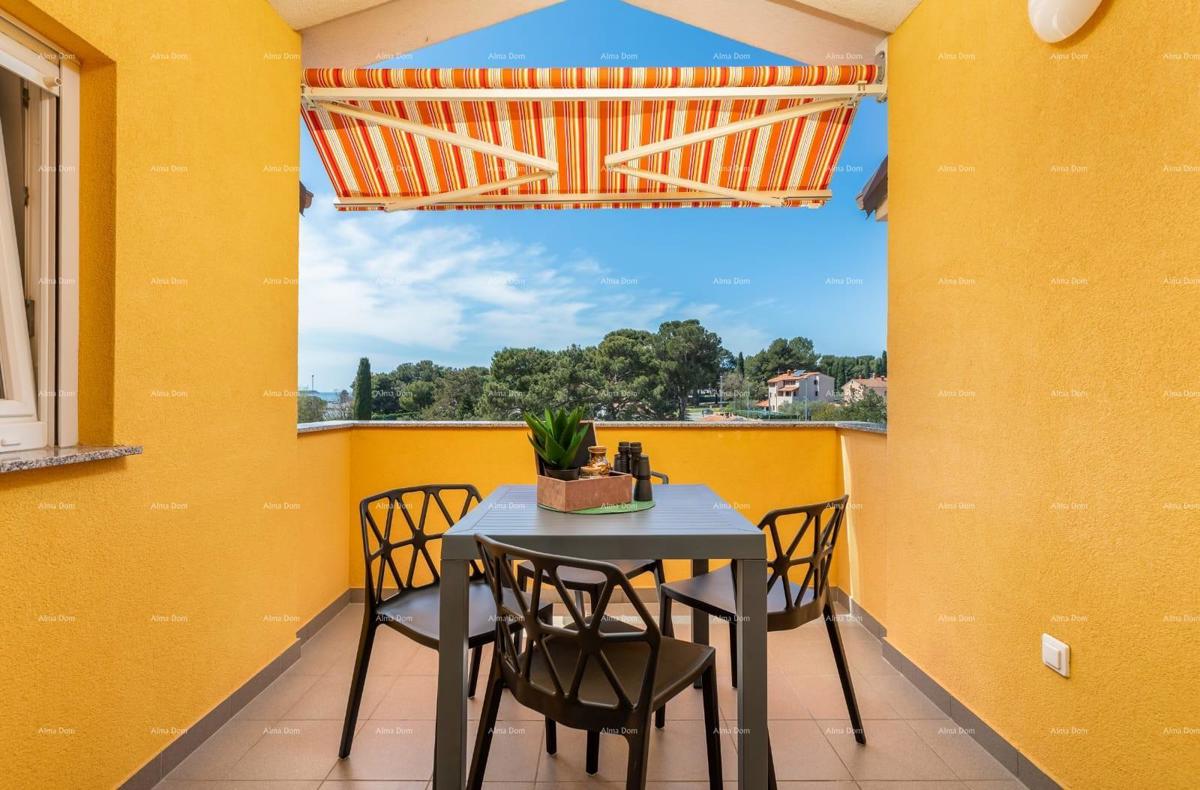 Pogled na morje! Prodaja stanovanja z dvema spalnicama in pokritim parkirnim mestom - Valbandon!